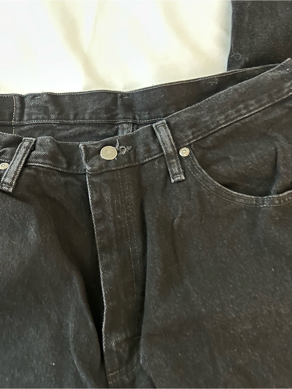 Vintage Wrangler Men's Black Straight-Leg Jeans - Picture 2 of 4